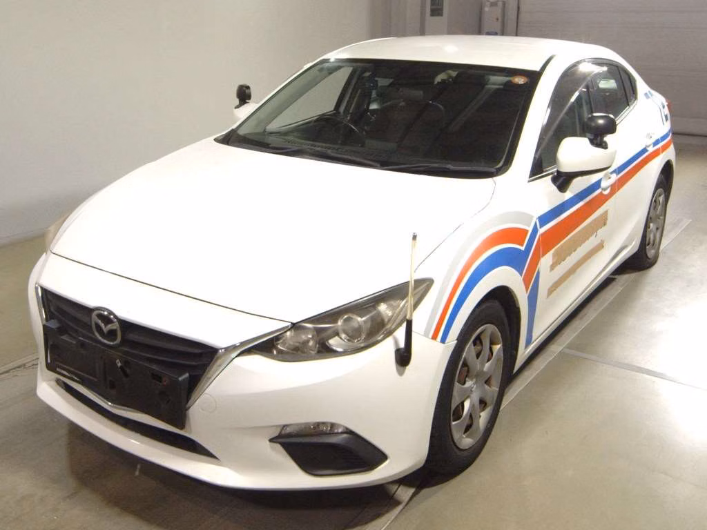 MAZDA AXELA