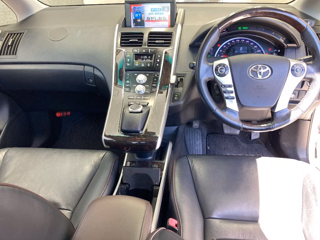 TOYOTA SAI