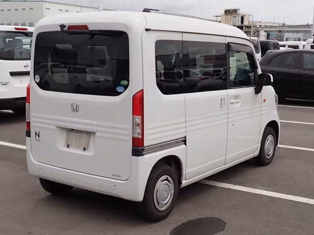 HONDA N-VAN