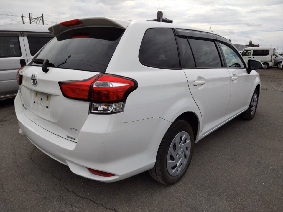 TOYOTA COROLLA FIELDER