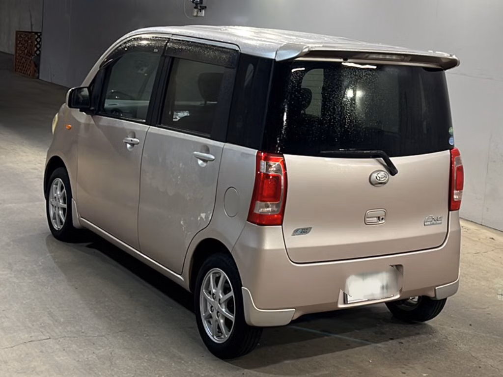 DAIHATSU TANTO EXE