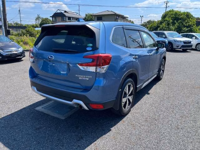 SUBARU FORESTER