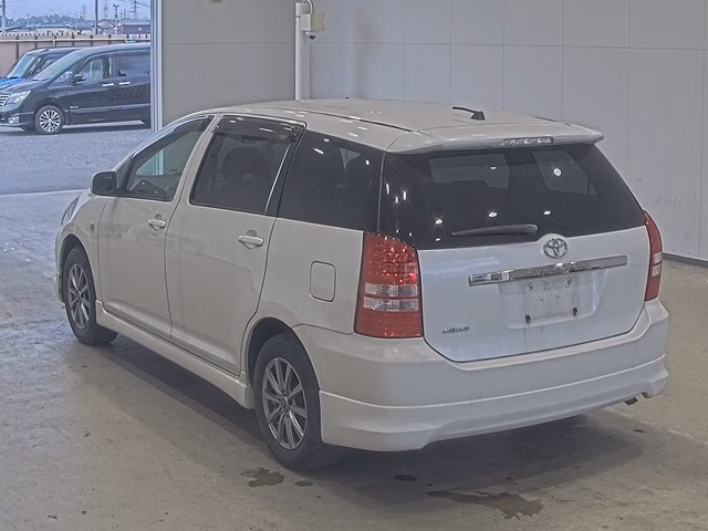 TOYOTA WISH