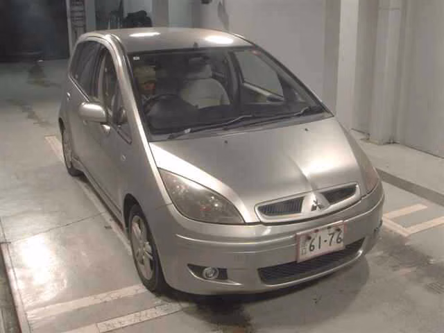MITSUBISHI COLT