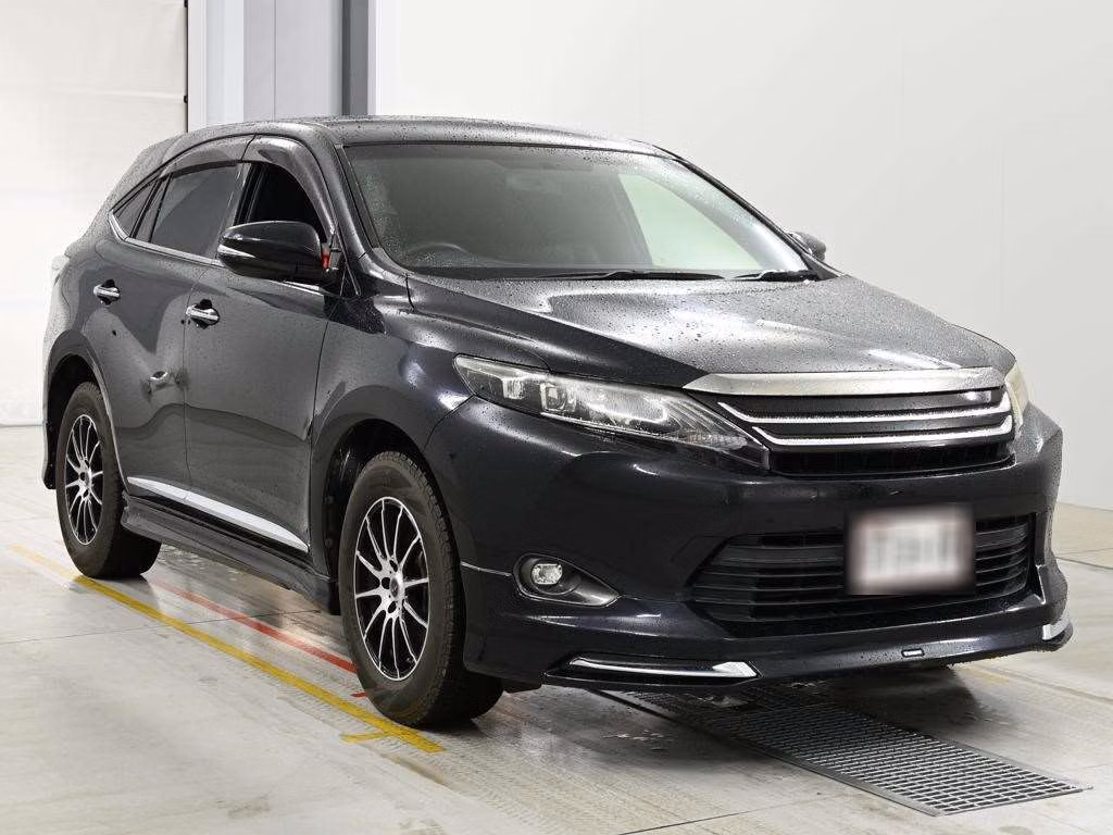 TOYOTA HARRIER