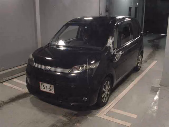 TOYOTA SPADE