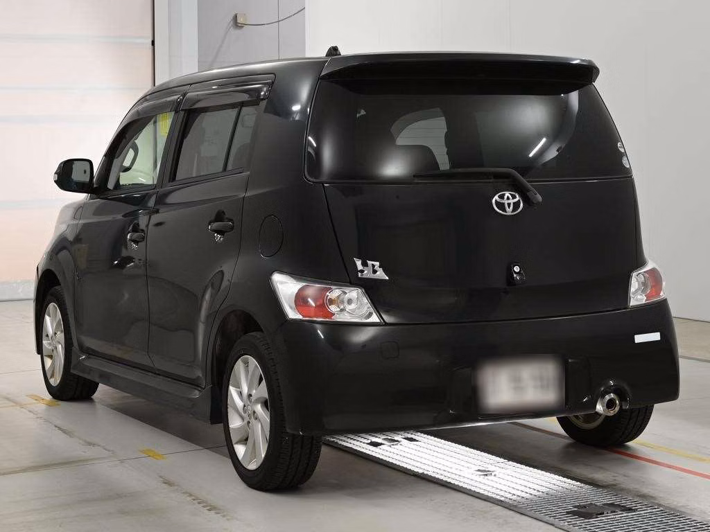 TOYOTA BB