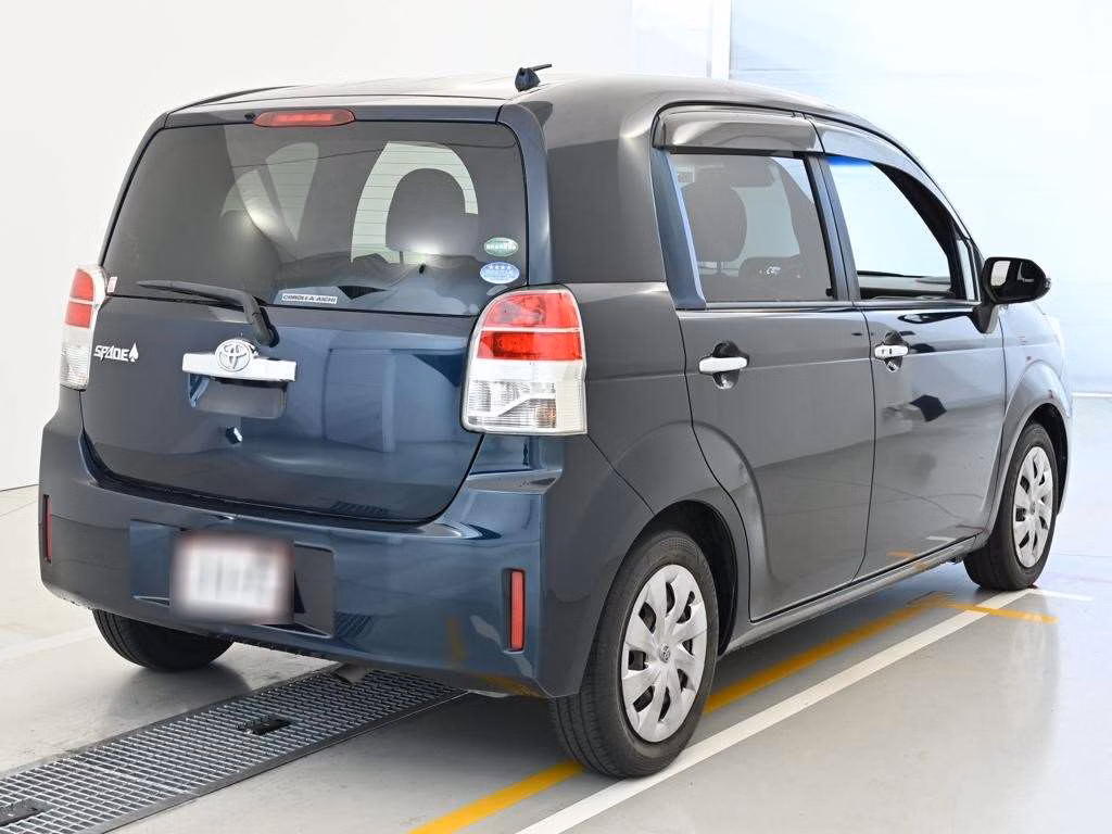 TOYOTA SPADE