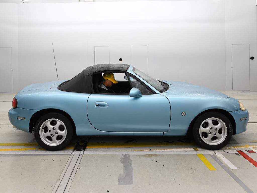 MAZDA ROADSTER