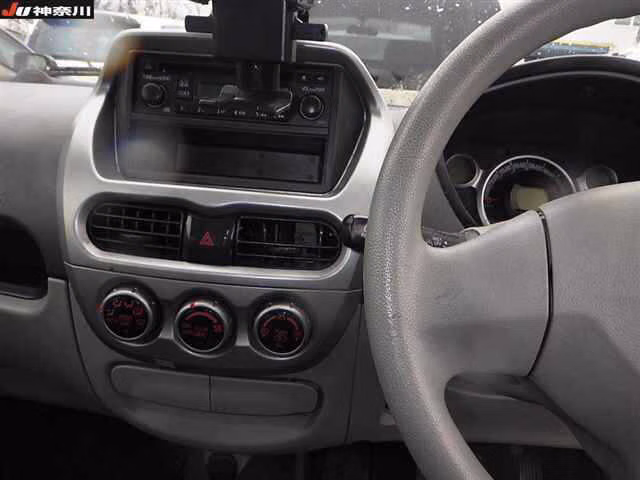 MITSUBISHI I