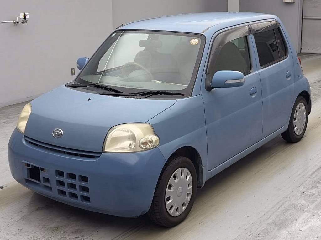 DAIHATSU ESSE