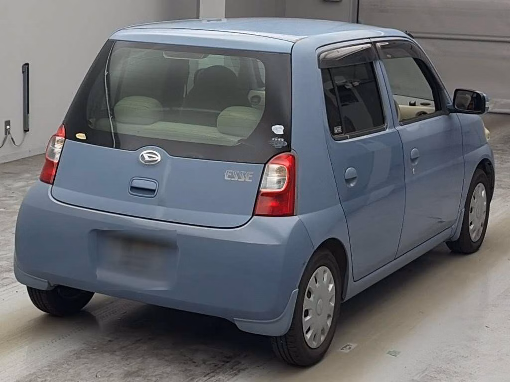 DAIHATSU ESSE