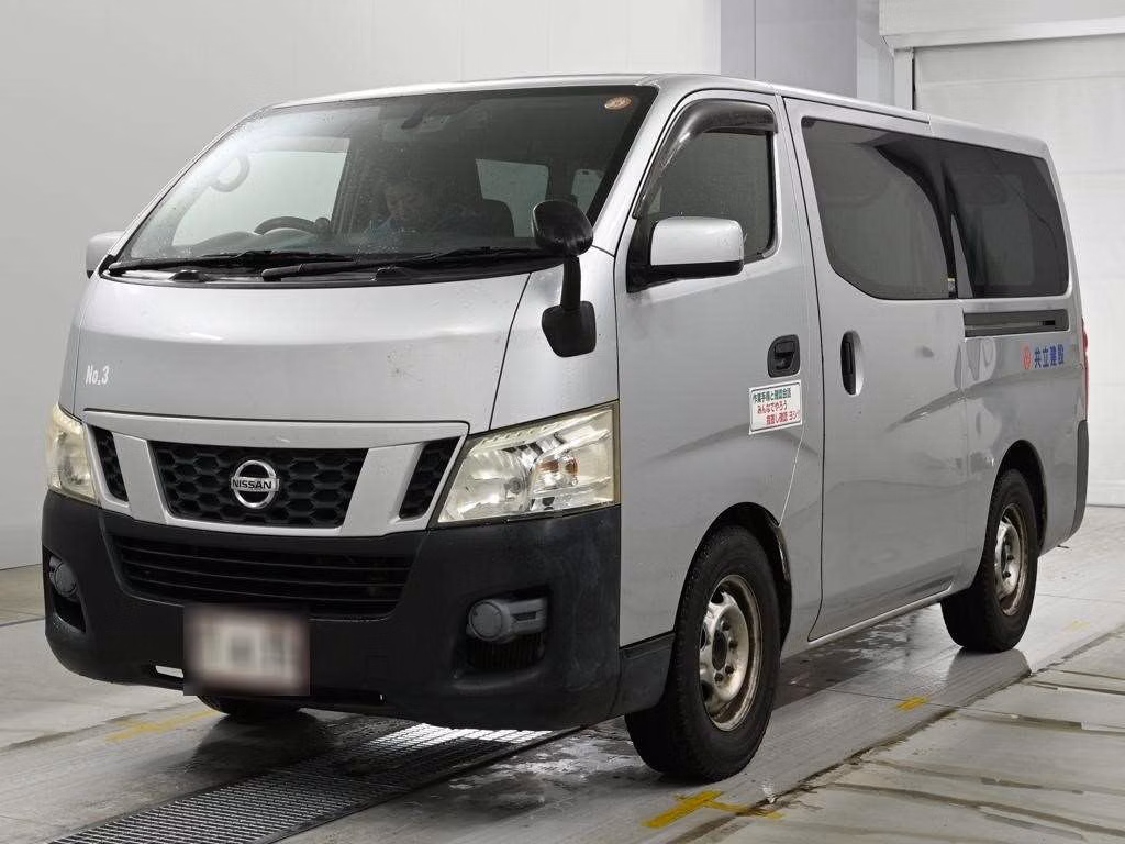 NISSAN NV350 CARAVAN