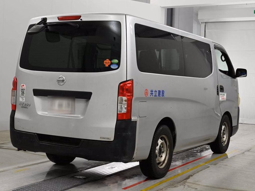 NISSAN NV350 CARAVAN