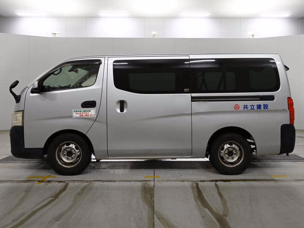 NISSAN NV350 CARAVAN