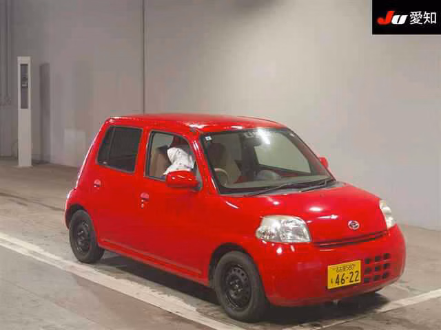 DAIHATSU ESSE