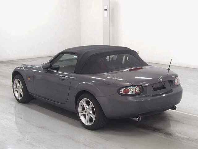 MAZDA ROADSTER