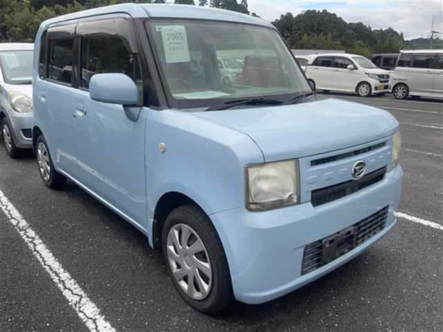 DAIHATSU MOVE CONTE