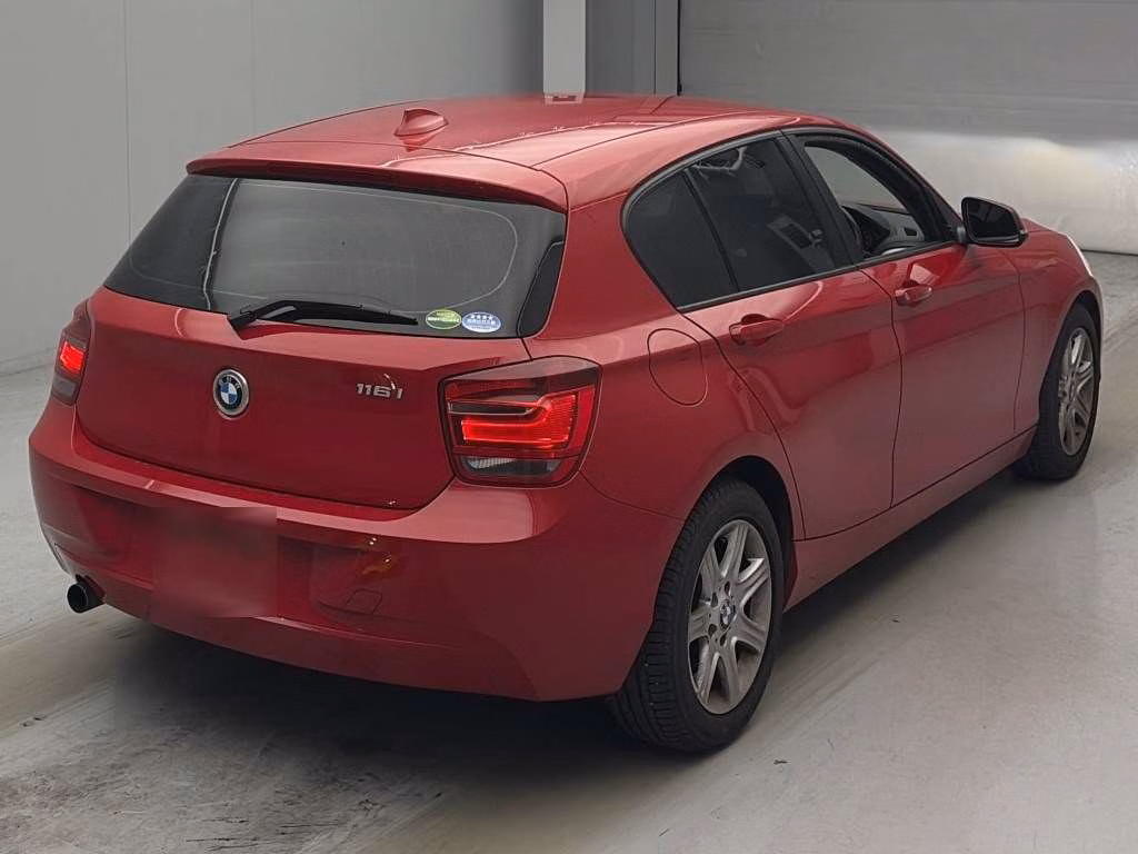 BMW 1-SERIES