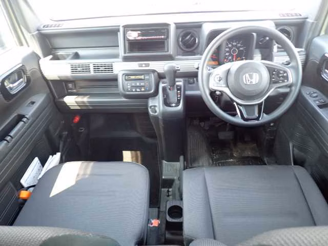 HONDA N-VAN