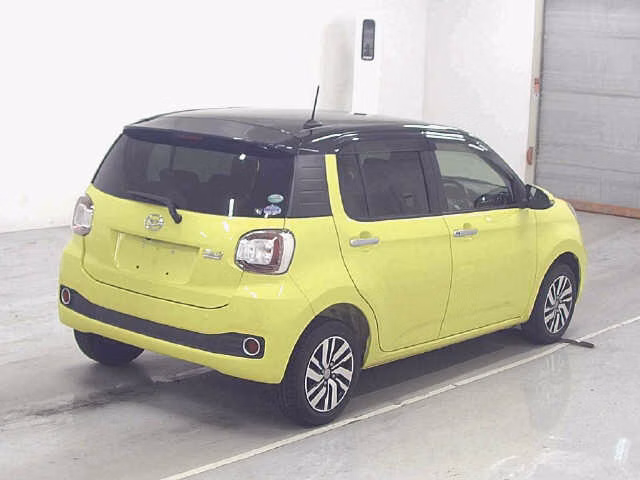 DAIHATSU BOON