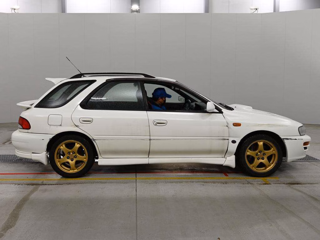 SUBARU IMPREZA