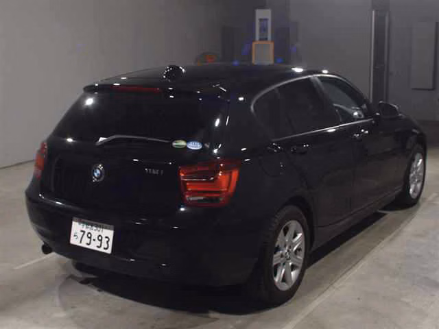 BMW 1-SERIES