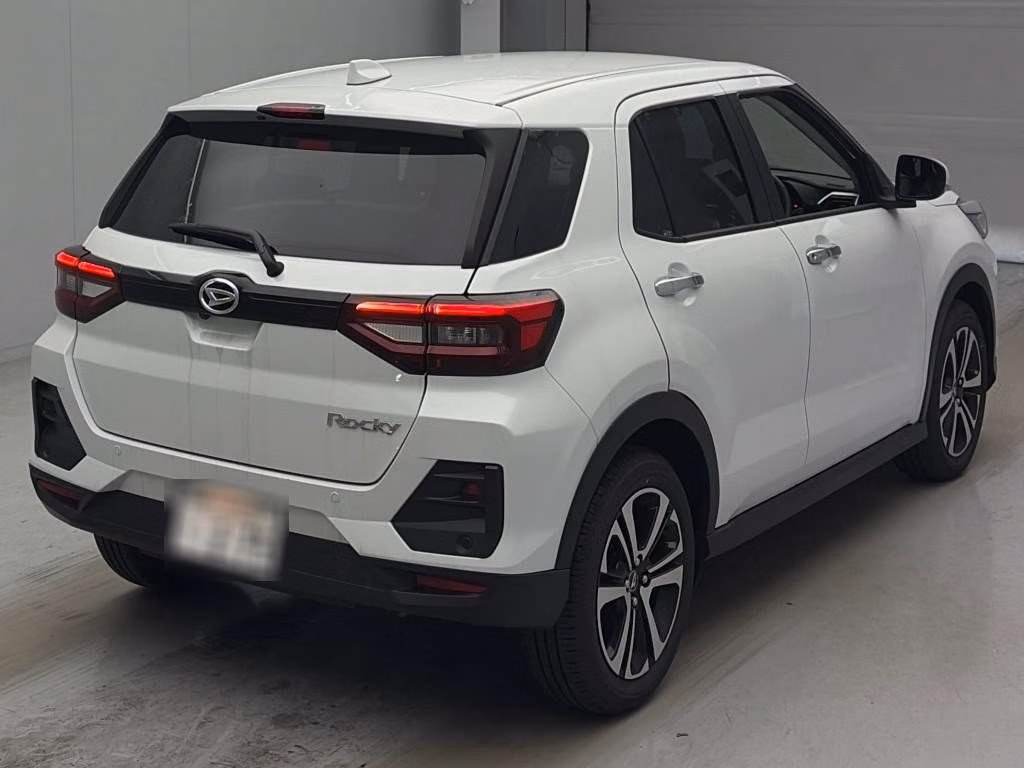DAIHATSU ROCKY