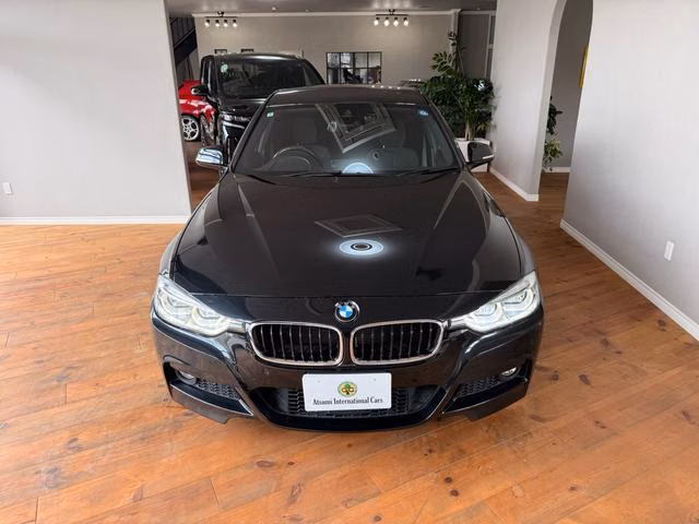 BMW 3-SERIES