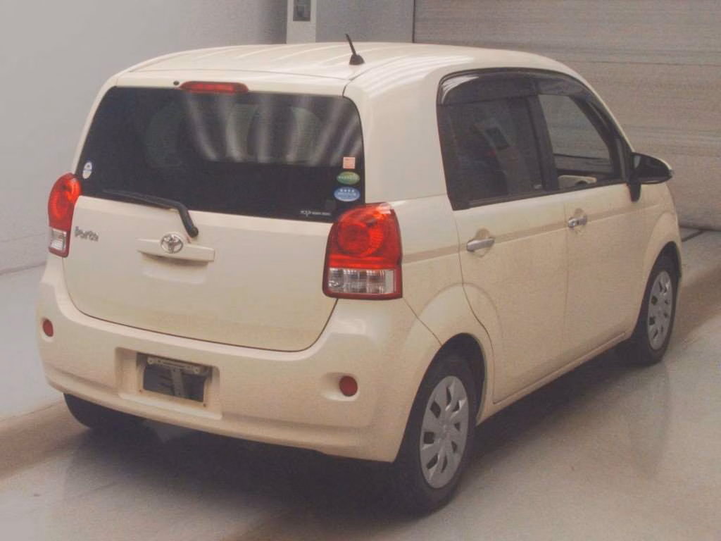 TOYOTA PORTE