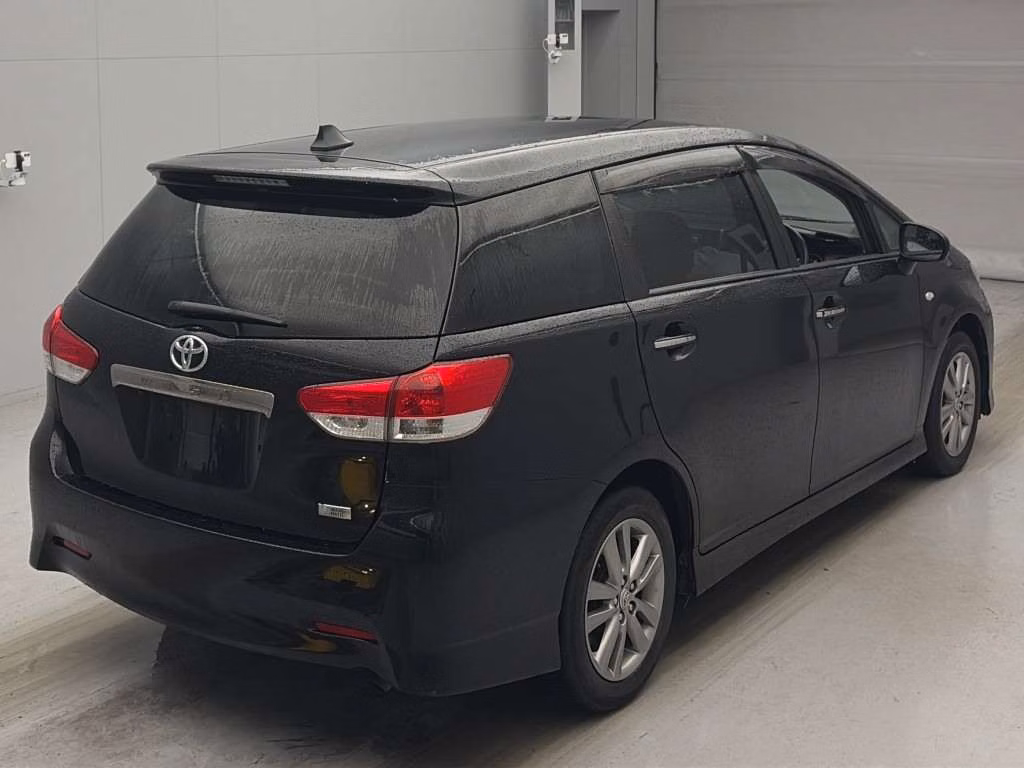 TOYOTA WISH