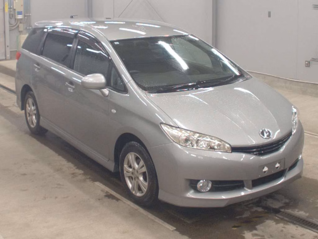 TOYOTA WISH