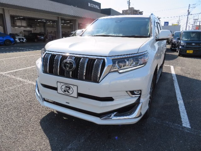 TOYOTA LAND CRUISER PRADO