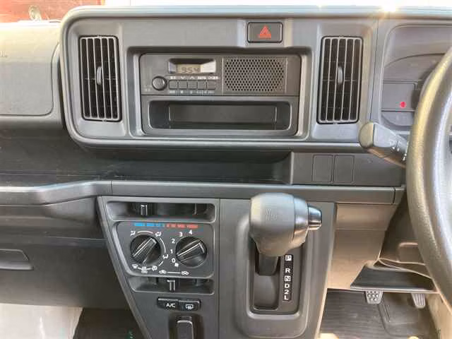 TOYOTA PIXIS VAN