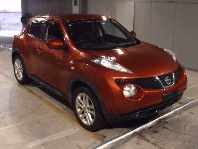 NISSAN JUKE