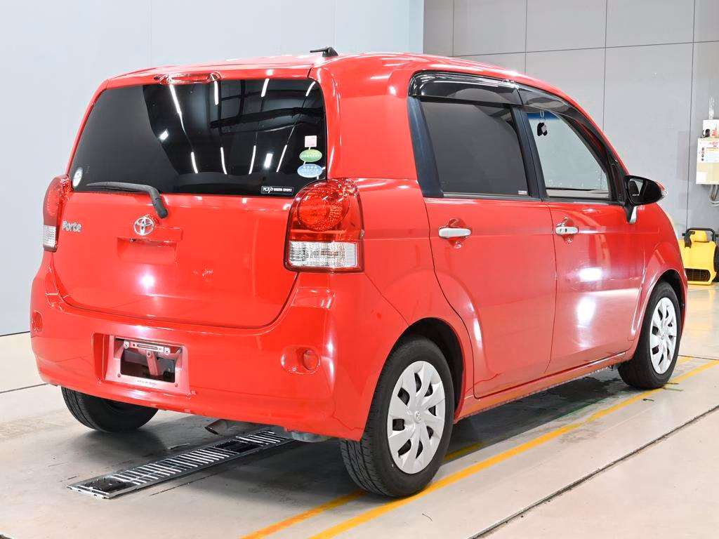 TOYOTA PORTE