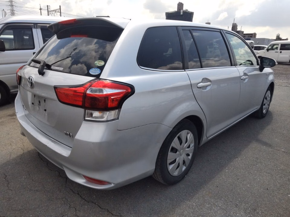 TOYOTA COROLLA FIELDER