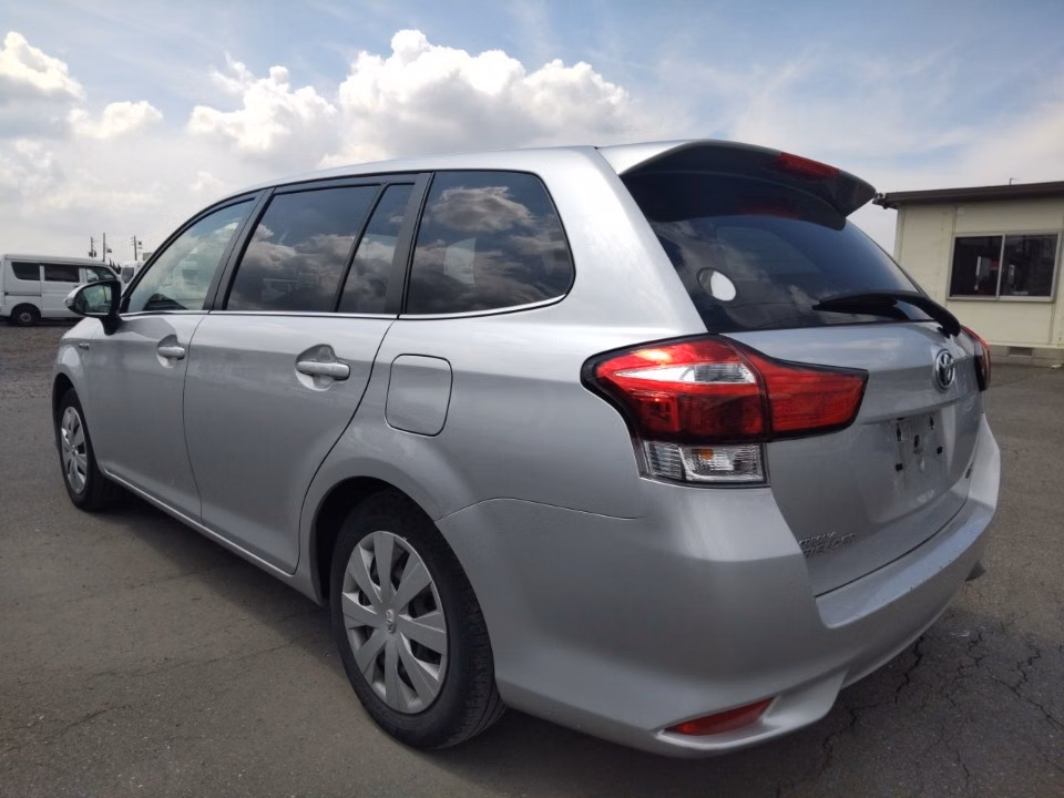 TOYOTA COROLLA FIELDER