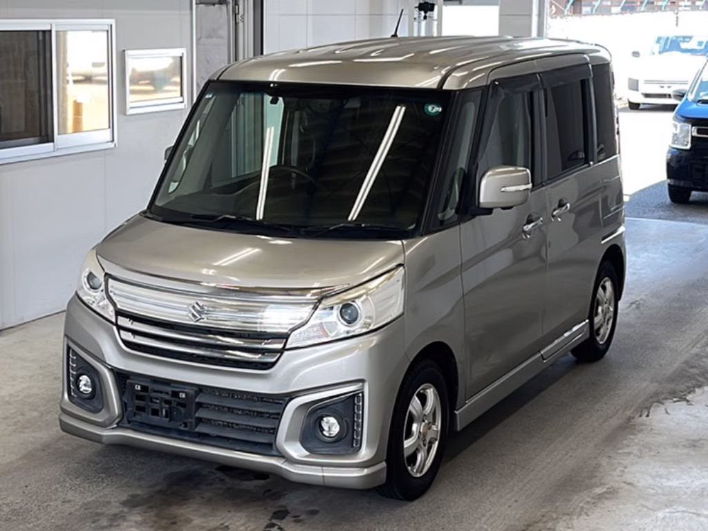 Suzuki Spacia
