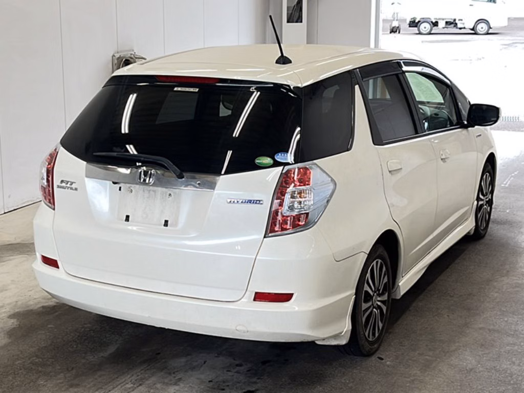 HONDA FIT SHUTTLE