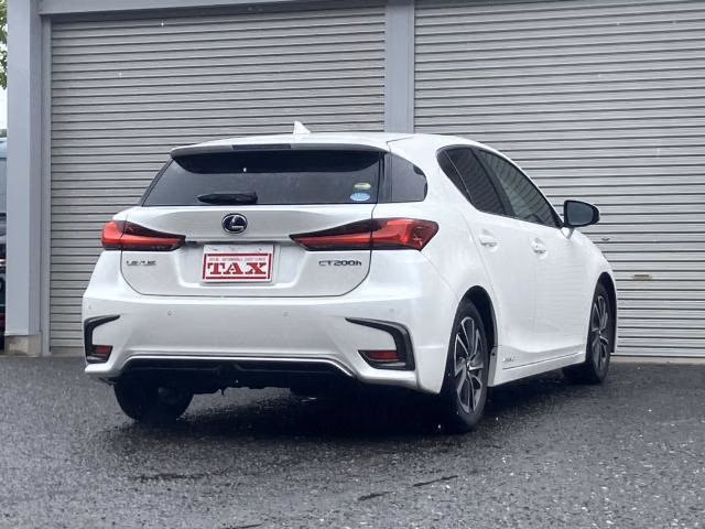 LEXUS CT200H