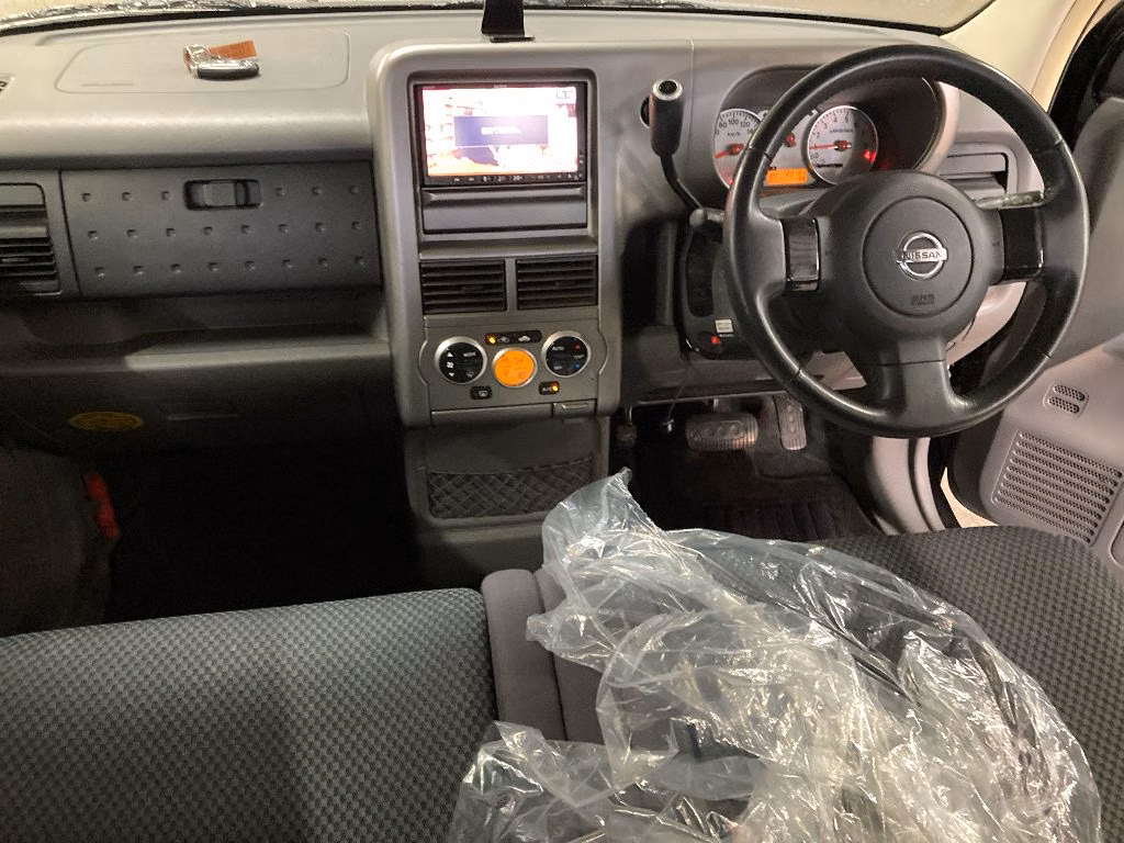 NISSAN CUBE