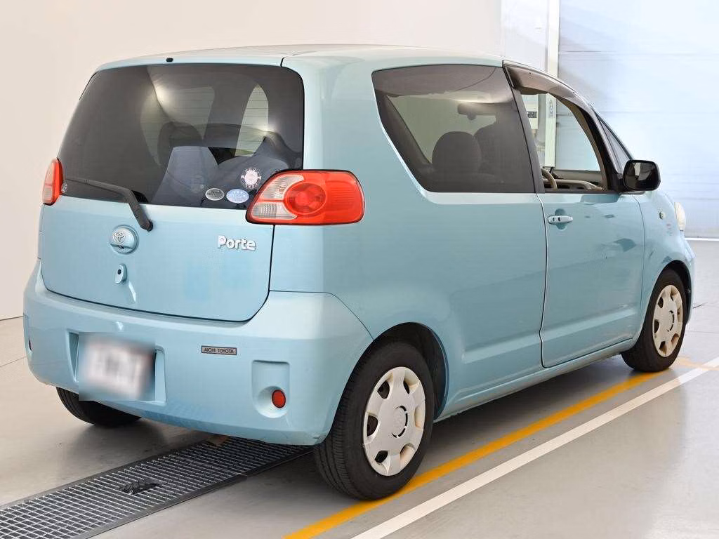 TOYOTA PORTE