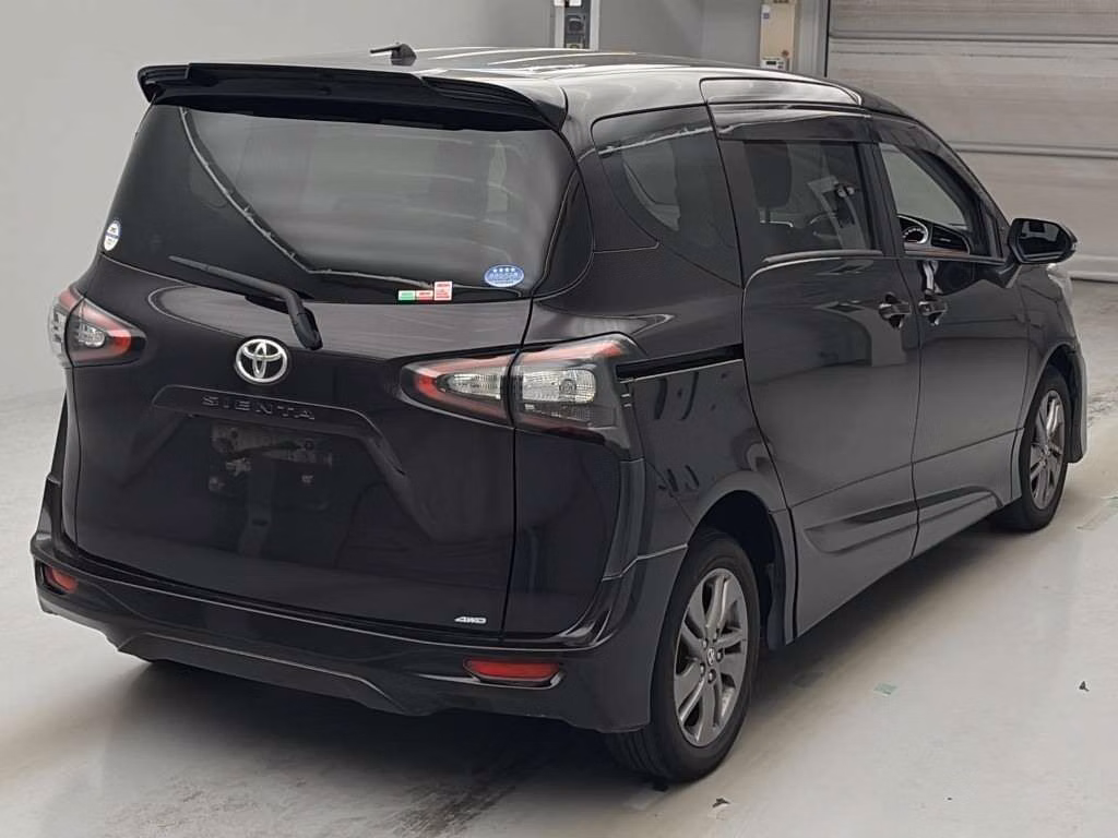 TOYOTA SIENTA