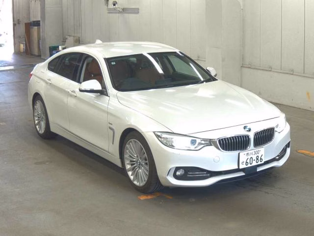 BMW 4-SERIES