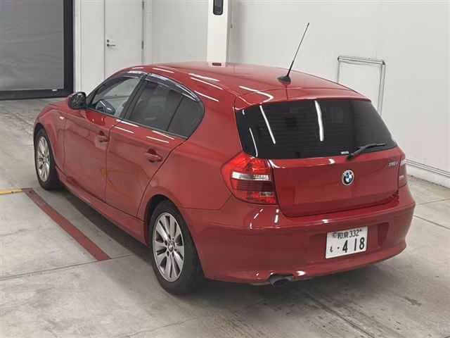 BMW 1-SERIES