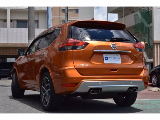 NISSAN X-TRAIL
