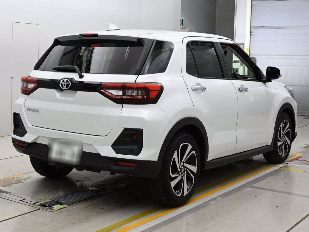 TOYOTA RAIZE