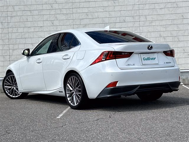 Lexus IS300h
