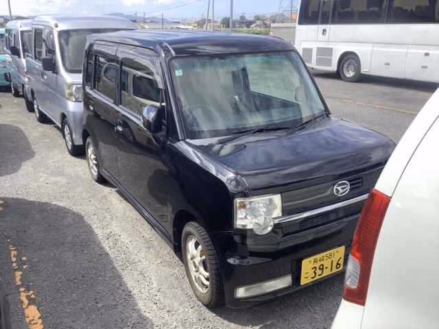 DAIHATSU MOVE CONTE